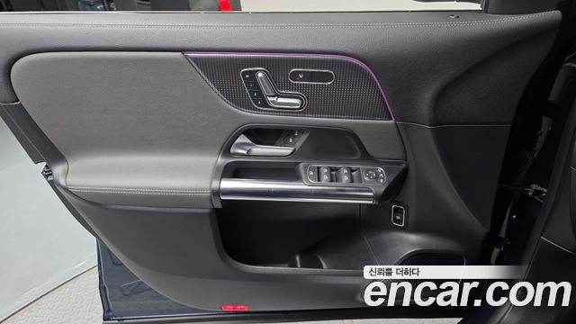 Mercedes-Benz EQA 2021 — photo 14
