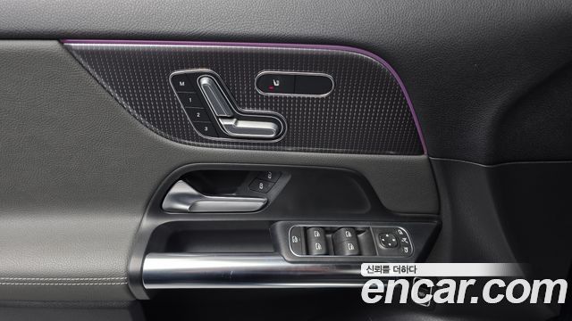 Mercedes-Benz EQA 2021 — photo 28
