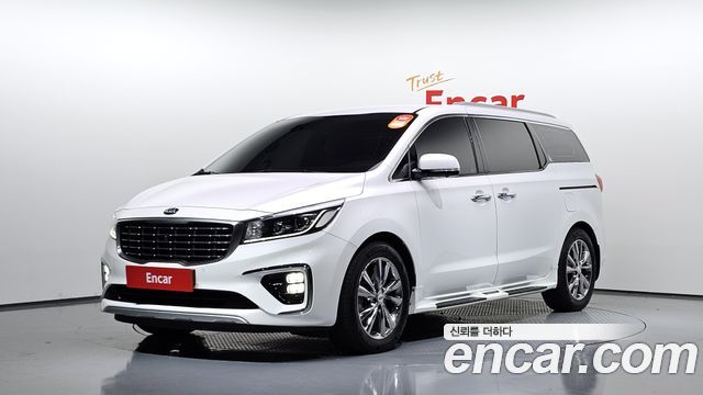 Kia Canival 2019 — photo 1