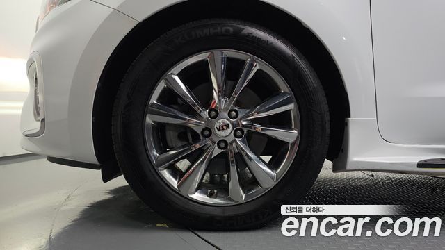 Kia Canival 2019 — photo 5