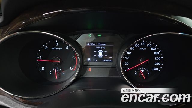 Kia Canival 2019 — photo 11