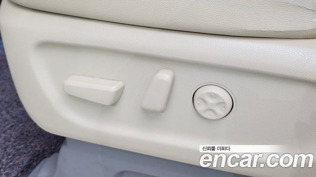 Kia Canival 2019 — photo 23