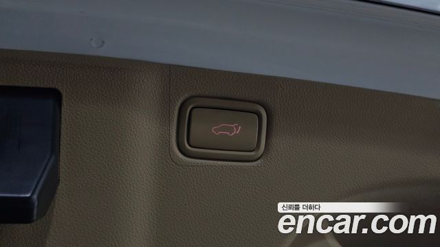 Kia Canival 2019 — photo 31