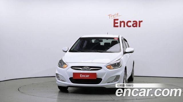 Hyundai Accent 2014 — photo 3