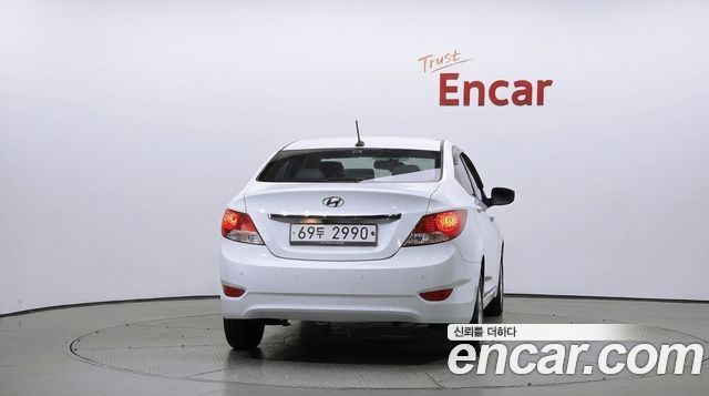 Hyundai Accent 2014 — photo 4