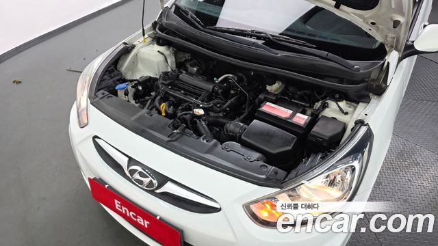 Hyundai Accent 2014 — photo 6