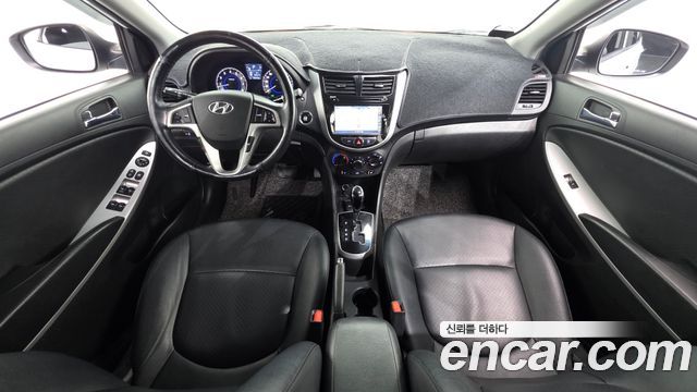 Hyundai Accent 2014 — photo 7