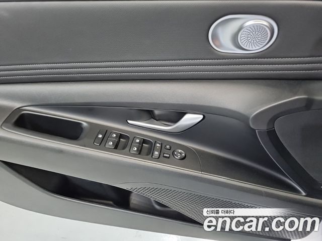 Hyundai AVANTE 2024 — photo 12