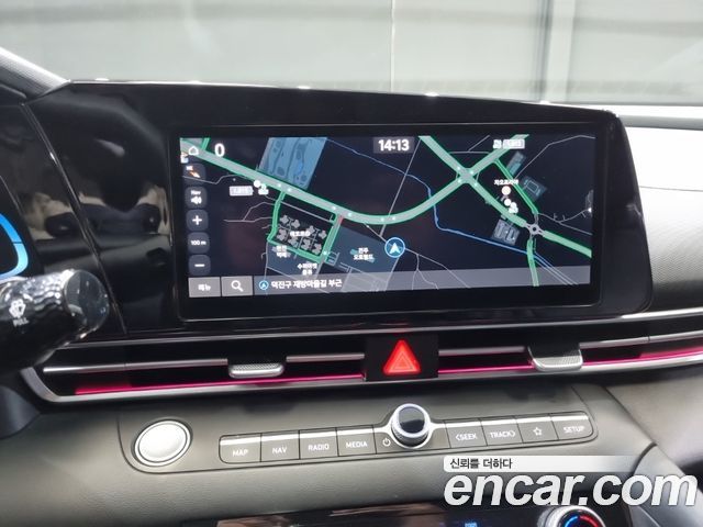 Hyundai AVANTE 2024 — photo 17