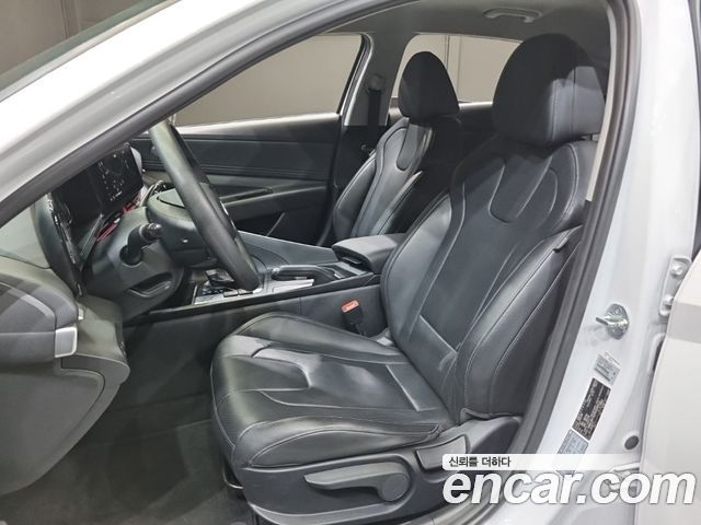 Hyundai AVANTE 2024 — photo 18