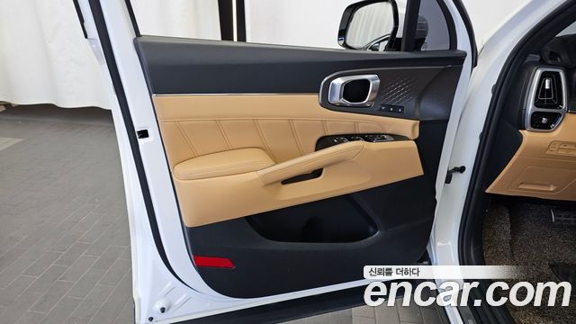 Kia Sorento 2023 — photo 14