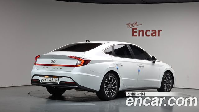 Hyundai Sonata 2020 — photo 2
