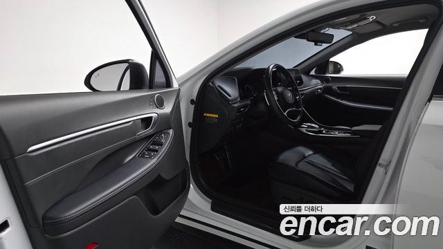 Hyundai Sonata 2020 — photo 13