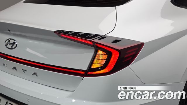 Hyundai Sonata 2020 — photo 9