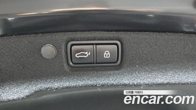 Kia K7 2020 — photo 22