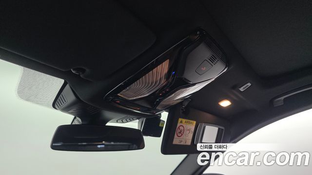 BMW 5-Series 2023 — photo 30