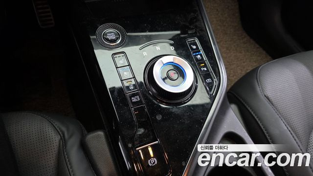 Kia Niro 2023 — photo 12