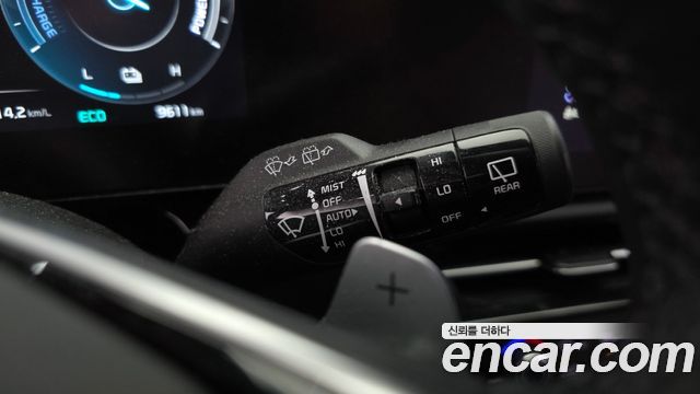 Kia Niro 2023 — photo 24