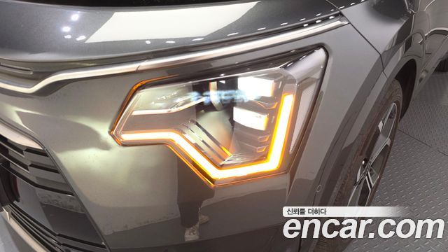 Kia Niro 2023 — photo 8