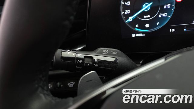 Kia Niro 2023 — photo 38