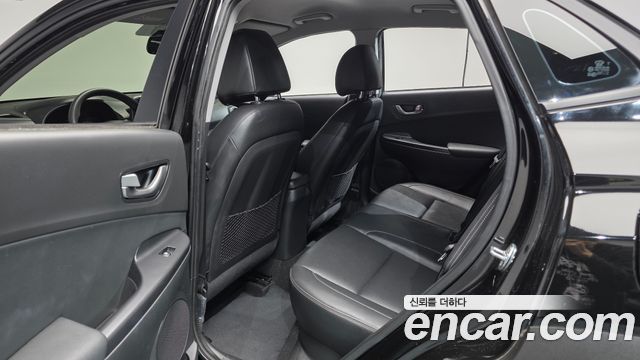 Hyundai Kona 2018 — photo 16