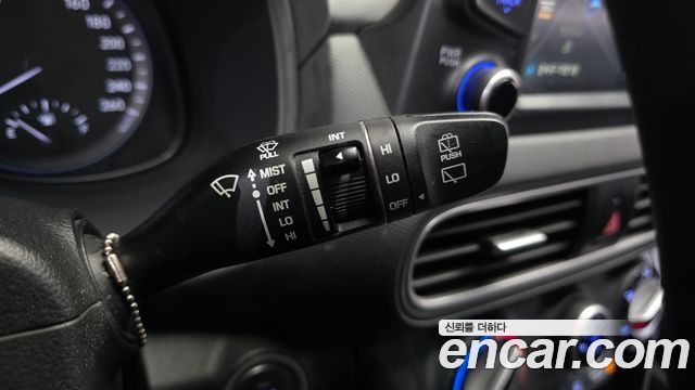Hyundai Kona 2018 — photo 28