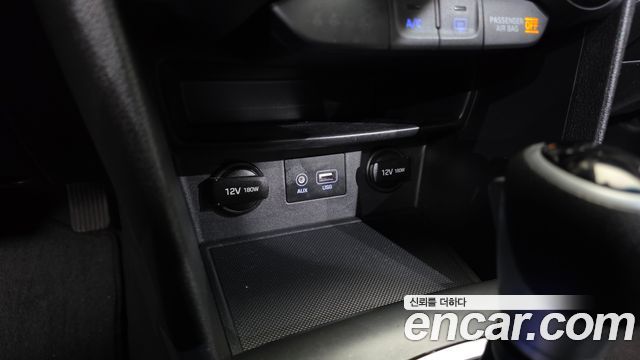 Hyundai Kona 2018 — photo 29