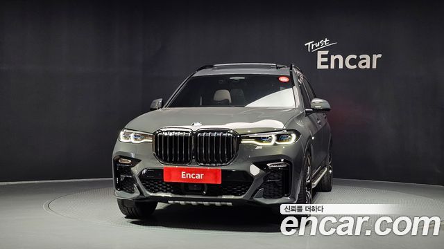 BMW X7 2022 — photo 3
