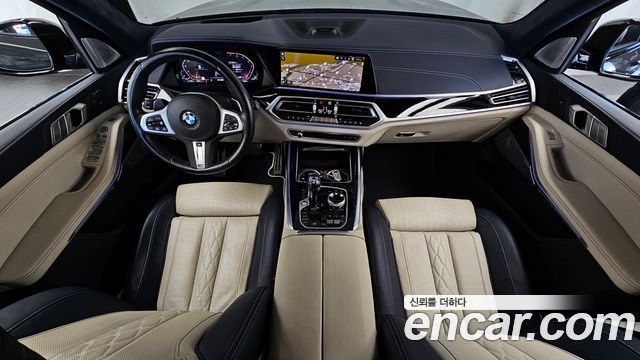 BMW X7 2022 — photo 10