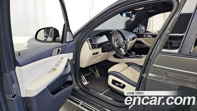 BMW X7 2022 — photo 13
