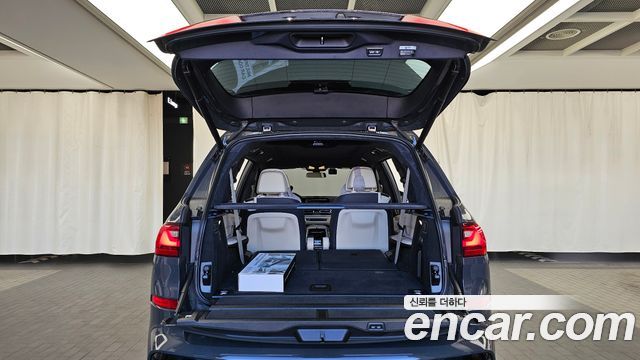 BMW X7 2022 — photo 26