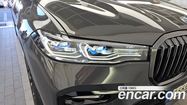 BMW X7 2022 — photo 8