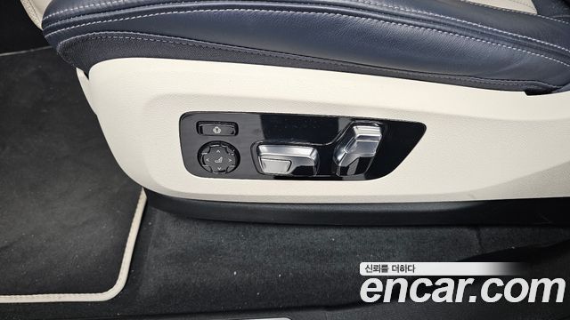 BMW X7 2022 — photo 31