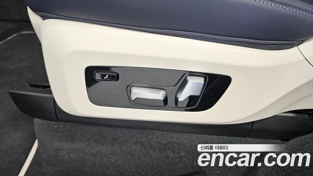 BMW X7 2022 — photo 33