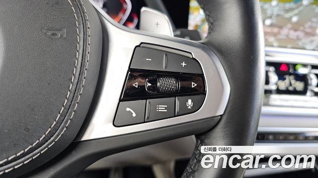 BMW X7 2022 — photo 35
