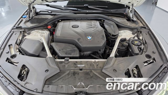 BMW 5-Series 2023 — photo 6