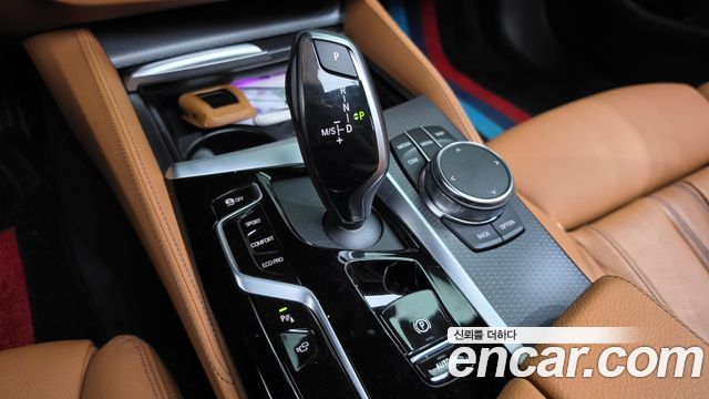 BMW 5-Series 2023 — photo 12