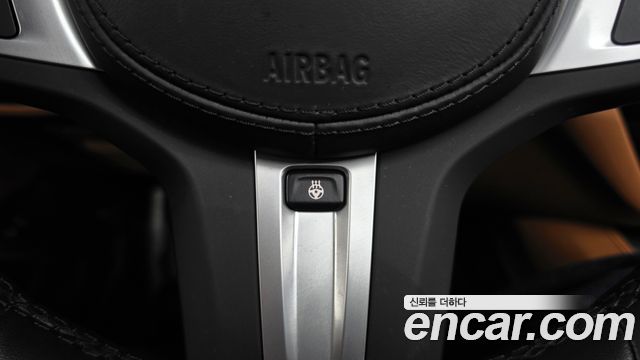 BMW 5-Series 2023 — photo 29