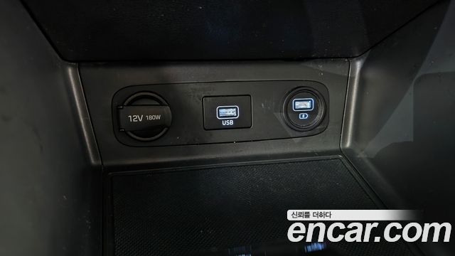 Hyundai Sonata 2020 — photo 31