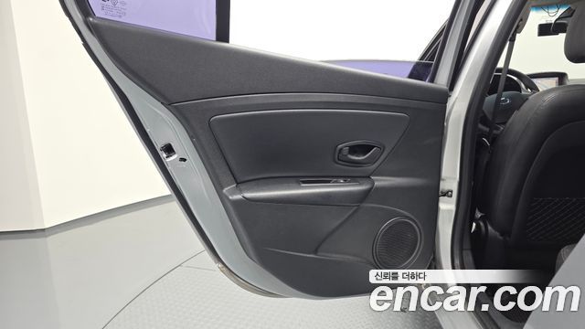 Renault Korea SM3 2018 — photo 15