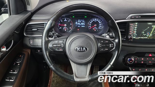 Kia Sorento 2017 — photo 14
