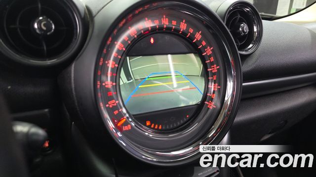 Mini Countryman 2015 — photo 15