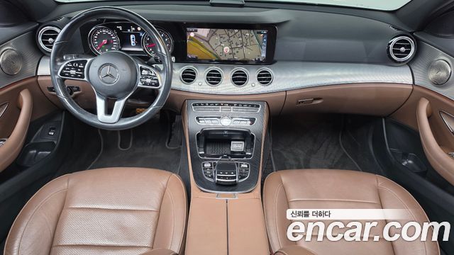 Mercedes-Benz E-Class 2020 — photo 7