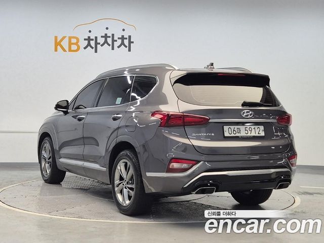 Hyundai Santafe 2019 — photo 2