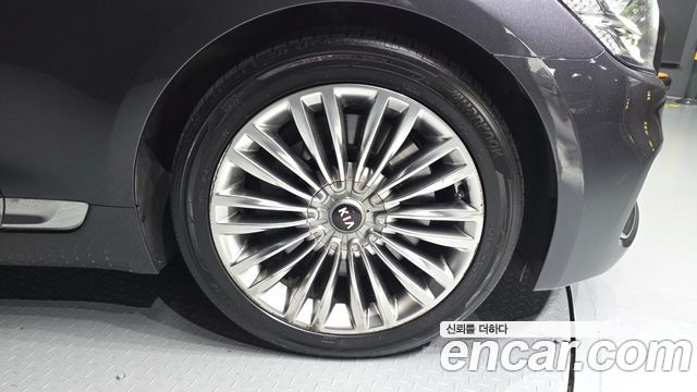 Kia K9 2021 — photo 7