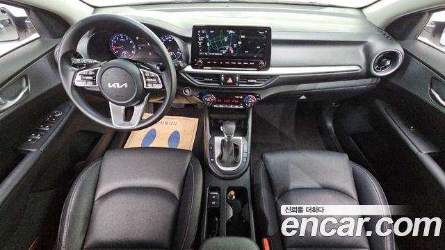 Kia K3 2023 — photo 7