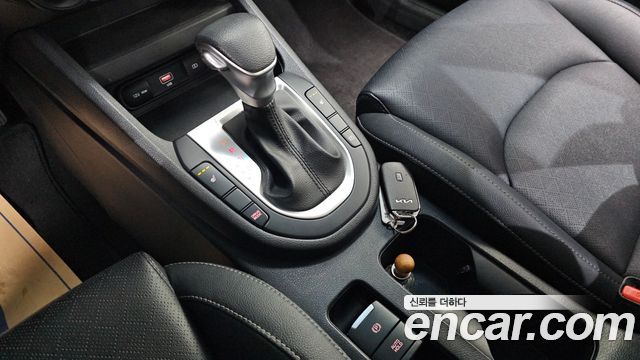 Kia K3 2023 — photo 9