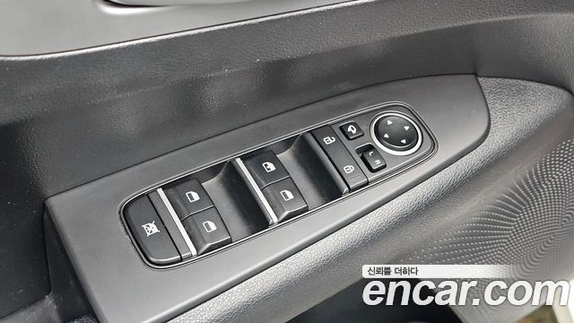 Kia K3 2023 — photo 13