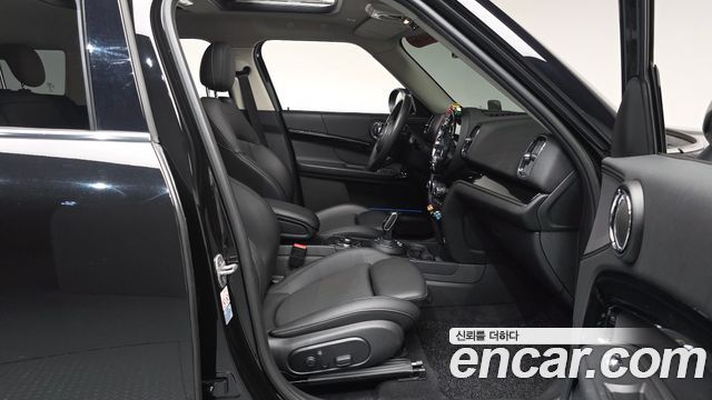 Mini Countryman 2022 — photo 16