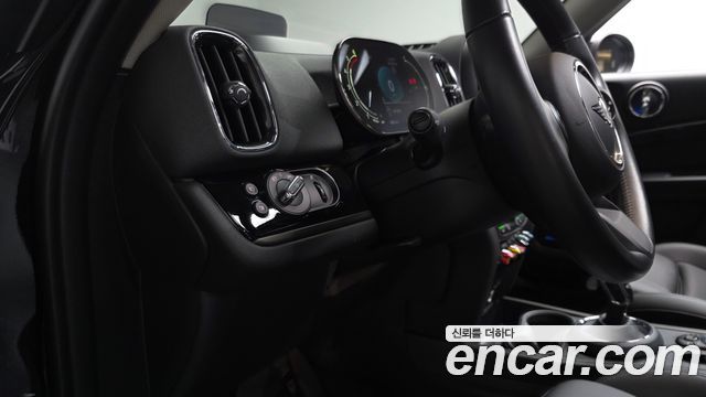 Mini Countryman 2022 — photo 27